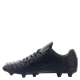 Championes de fútbol Umbro Touch FG, color negro con detalles en rojo y logo de la marca en el lateral.