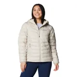 Campera puffer color borgoña con capucha, cierre frontal y bolsillos laterales con cierre. El forro termorreflectivo Omni-Heat™ retiene el calor mediante puntos plateados que reflejan el calor corporal. El aislamiento Thermarator™ 100 % poliéster reciclado te mantiene abrigado con fibras sintéticas livianas que retienen el calor incluso cuando están mojadas.