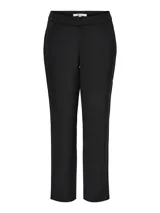 Pantalón de vestir negro de corte recto, tiro medio y trabillas para cinturón.