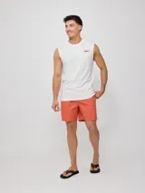 Short de baño Rusty color naranja, confeccionado en algodón y elastano, con cintura elástica ajustable con cordón.