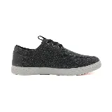 Zapatilla náutica marrón de lona con cordones marrones y suela blanca.