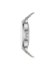 Reloj Michael Kors modelo Portia, con caja plateada de 37mm, esfera plateada minimalista con subdial pavé y malla metálica plateada.