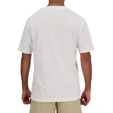 Remera blanca de algodón con cuello redondo y mangas cortas. Logo de New Balance estampado en el pecho.