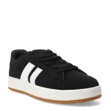 Championes urbanos color beige con detalles en blanco y suela marrón.