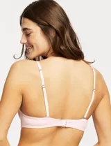 Soutien color marrón de microfibra ultrasuave, con copas soft moldeadas, laterales dobles y varillas internas para mayor soporte. Breteles convertibles y ajuste multiposición.