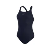 Malla enteriza de natación Speedo, color azul marino, con breteles anchos y logo estampado en el pecho. Fabricada con tejido Eco Endurance+ resistente al cloro y de secado rápido.