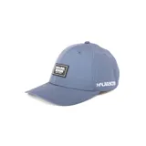 Gorro azul de visera curva con logo de Maui and Sons bordado en un parche cuadrado en el frente.