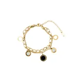 Pulsera doble dorada con eslabones de cadena gruesa y delgada, con dijes redondos con números romanos.