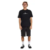 Remera negra de manga corta con logo Billabong estampado en el pecho y detalle de manga contrastante en color blanco.