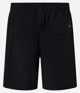 Bermuda de hombre color beige confeccionada en tejido ripstop, con cintura elástica ajustable con cordón, bolsillos laterales y etiqueta de la marca aplicada.