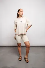 Short deportivo negro de tiro alto.