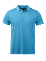 Remera polo celeste de piqué de algodón orgánico, corte regular, con cuello clásico abotonado y logo bordado en el pecho.