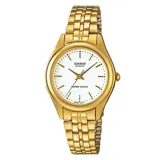 Reloj Casio dorado con caja y correa de acero inoxidable, esfera blanca, cristal mineral y cierre desplegable.