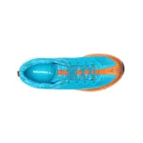 Championes de trail running Merrell Agility Peak 5, color celeste con detalles en naranja y negro.