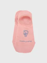 Calcetines invisibles (tipo soquete) color rosado, diseñados para usarse con zapatillas.