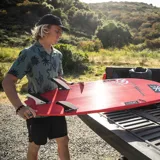 Bermuda negra marca Roark modelo Serrano de 7 pulgadas.