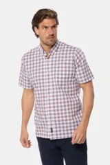 Camisa de hombre a cuadros blancos, rojos y azules, de manga corta y confeccionada en algodón.