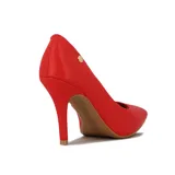 Zapato de tacón alto Vizzano, color blanco, con punta fina y detalle de logo dorado en el lateral.