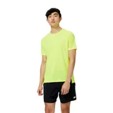 Remera de hombre de entrenamiento en color amarillo, con tecnología NB DRYx para secado rápido y detalles reflectantes.