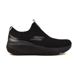 Zapatillas deportivas negras sin cordones con parte superior de malla transpirable y plantilla Air-Cooled Goga Mat.