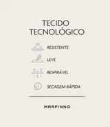 Remera de hombre color verde oscuro, corte slim, cuello redondo y manga corta. El tejido es texturizado y no se arruga.