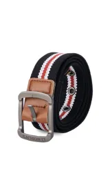 Cinturón casual negro de tela canvas con hebilla metálica plateada y detalles en cuero sintético negro.