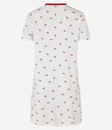 Camisón corto de malla de viscosa color crema con cuello redondo rojo, mangas cortas y estampado de cerezas.