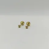 Par de aros abridores de oro amarillo 18k con perla cultivada.