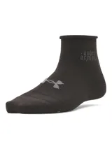 Pack de tres pares de medias Under Armour Essential para mujer, de corte tobillero, color blanco con detalles en rosa y celeste.