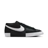 Championes Nike Blazer Bajo Pro Club para hombre, color negro con detalles en blanco.