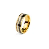 Anillo dorado de acero quirúrgico con banda central negra con números romanos y banda inferior con circonias blancas.