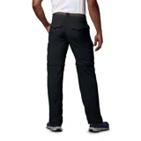 Pantalón de senderismo convertible en short, color negro, con cinturón marrón y múltiples bolsillos.