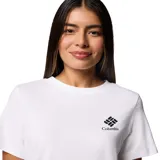 Remera blanca de algodón orgánico con cuello redondo y logo de Columbia estampado en el pecho.