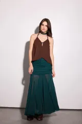 Falda larga de gasa color verde petróleo, con base mini con frunces y largo godet.