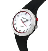 Reloj Mistral deportivo con correa de silicona negra, caja plateada y esfera blanca con números rojos.
