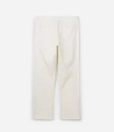 Pantalón de vestir color blanco, confeccionado en algodón con textura cuadriculada. Cuenta con cintura con trabillas, cierre tradicional y bolsillos laterales.