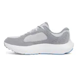 Zapatillas deportivas grises con detalles en celeste, marca Under Armour, modelo Charged Versurge.
