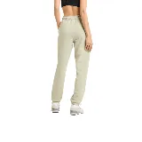 Pantalón de jogging color verde claro, con cintura elástica y logo de New Balance bordado en blanco en la cadera.