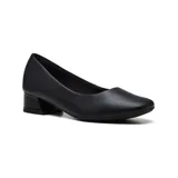 Zapato de cuero negro con taco cuadrado bajo y punta redondeada.