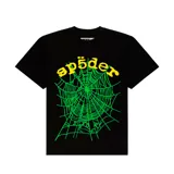 Camiseta negra de algodón con estampado de una telaraña verde y la palabra "Sp5der" en amarillo.