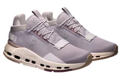 Championes urbanos color lila con detalles en gris y suela blanca con tecnología CloudTec.