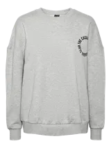 Sudadera gris melange de cuello redondo, manga larga y puños ajustados. Estampa circular con frase en el pecho.