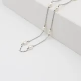 Gargantilla de plata 925 con perlas de río.