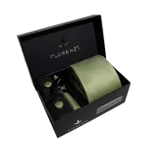 Set de corbata, pañuelo de bolsillo y gemelos color azul con diseño de micro puntos.