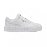 Championes Puma Cali Court blancos con detalles dorados.