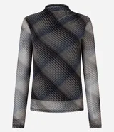 Blusa de tul de manga larga con cuello alto y estampado de cuadros escoceses en tonos marrones, azules y grises.
