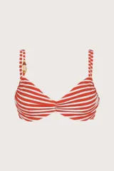 Top de bikini estilo corsetero reversible con estampado a rayas horizontales rojas y blancas. Tiene cuentas decorativas en los breteles y varillas interiores para mayor soporte.