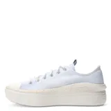 Championes urbanos Converse Chuck Taylor All Star Move Platform, color celeste, con plataforma blanca, capellada de lona y cordones con motas.
