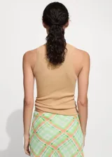 Top de punto de canalé color beige, de tejido fino, con cuello redondo y tirantes anchos.