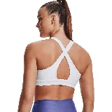Top deportivo Under Armour Crossback Mid Bra, color blanco, ideal para entrenamientos de impacto medio como gym, ciclismo o clases de fitness.